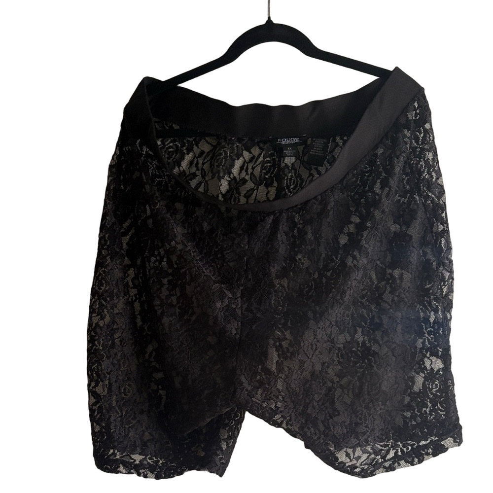 Elegant Black Lace Women Shorts